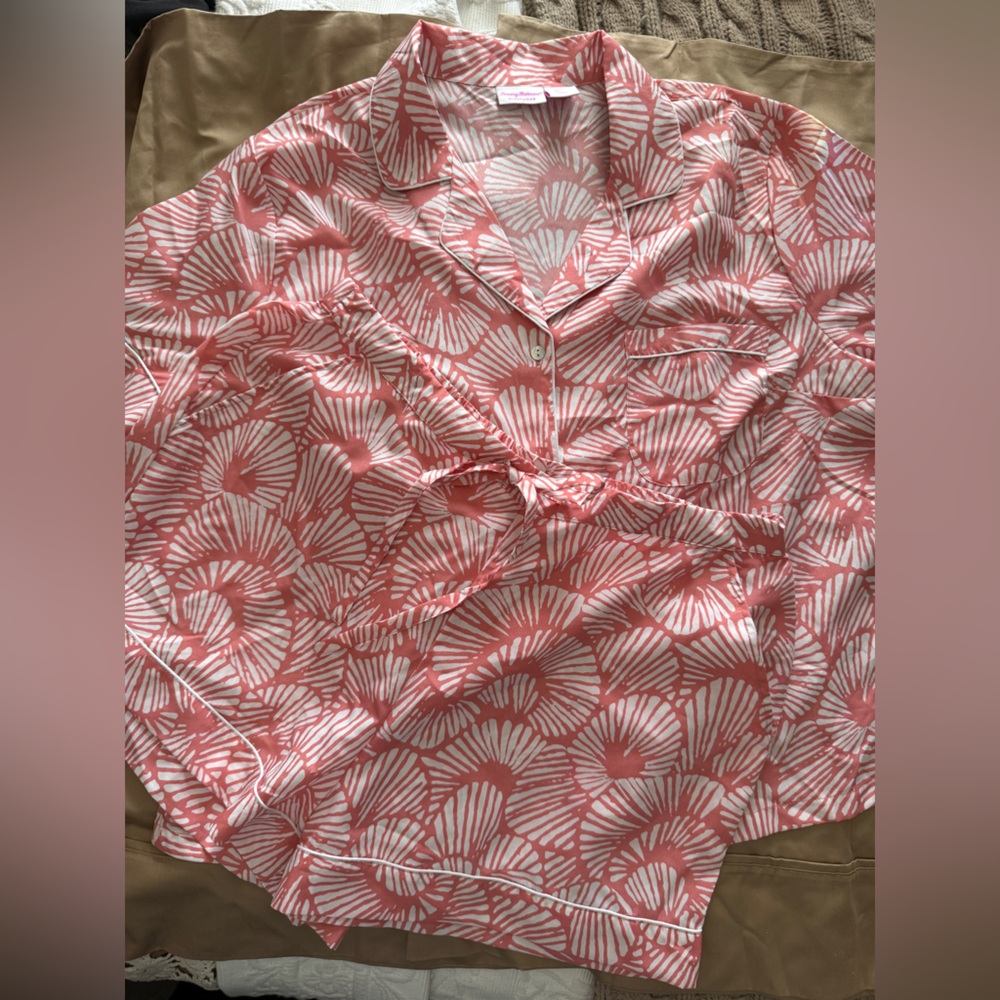 Tommy Bahama Women’s Size L Pajama Short Set NWOT